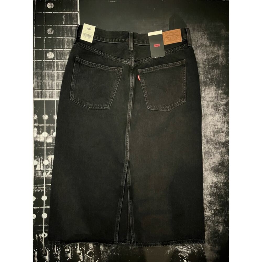 NWT Levi’s Jean Skirt - Picture 15 of 15